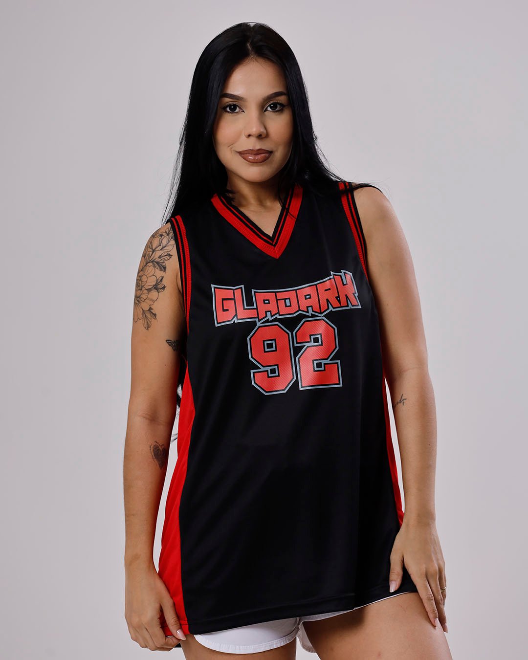 regata-basqueteira-f-gladark-92-preta-vermelha-frente