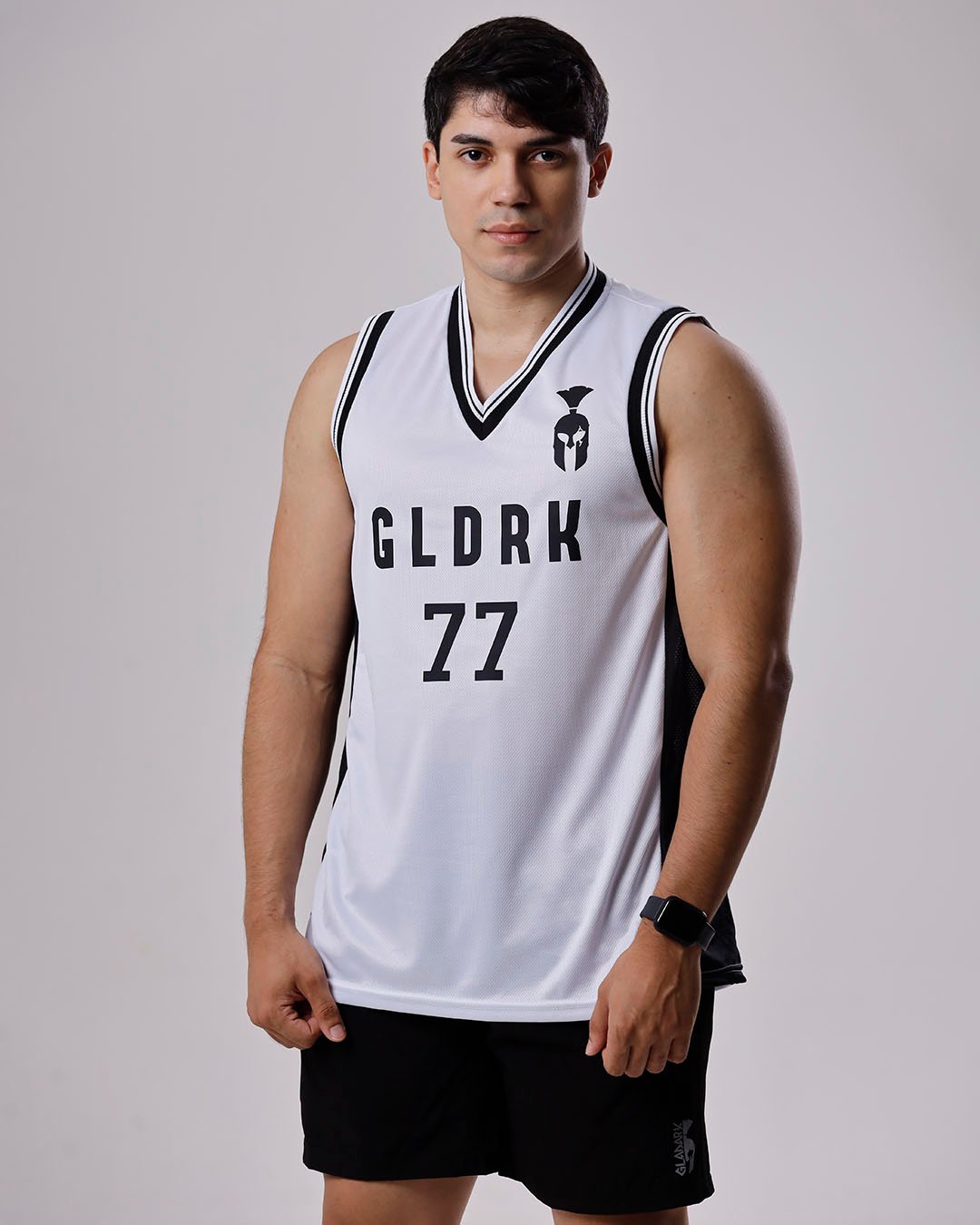 regata-basqueteira-m-gladark-77-branca-preta-frente