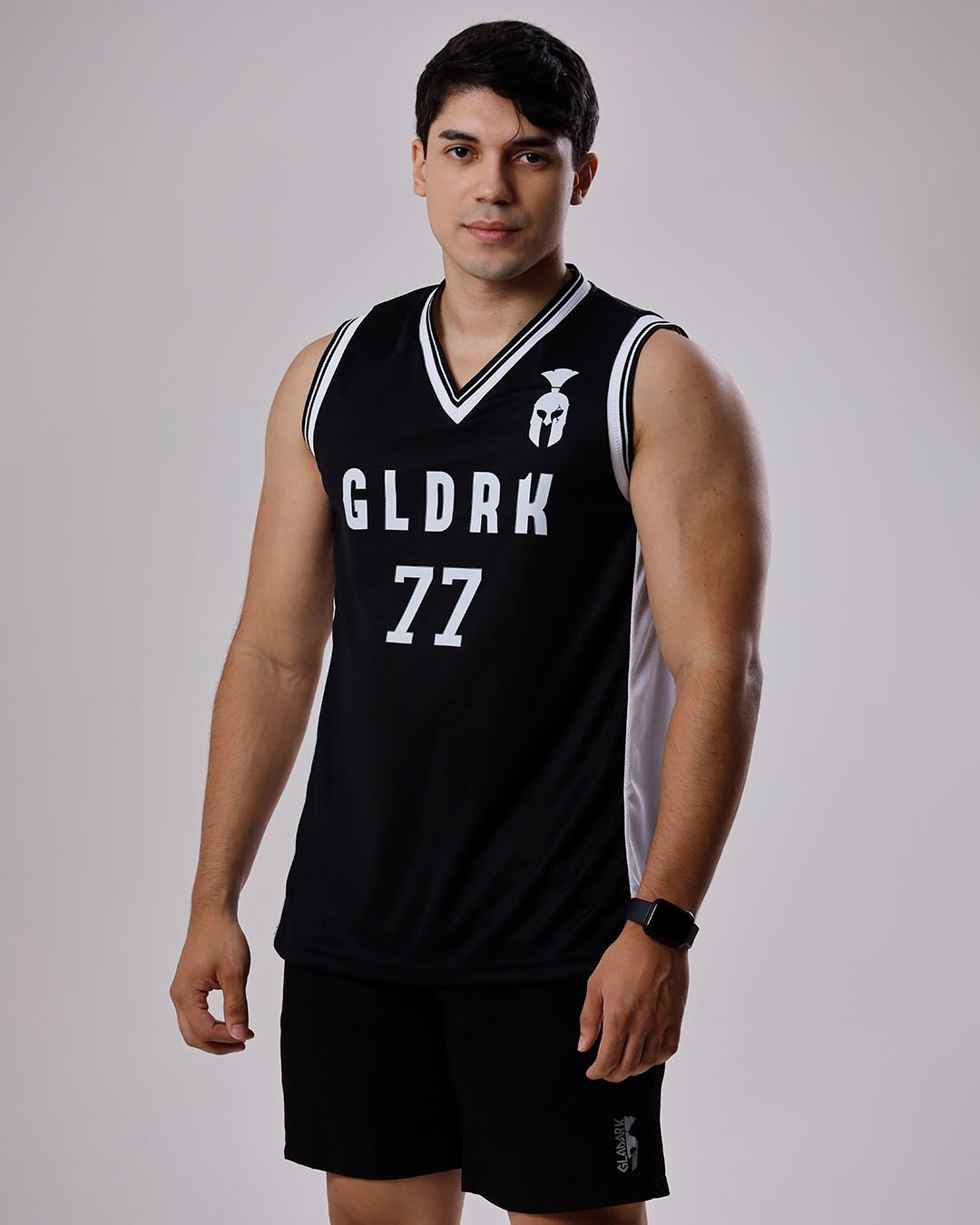 regata-basqueteira-m-gladark-77-preta-branca-frente