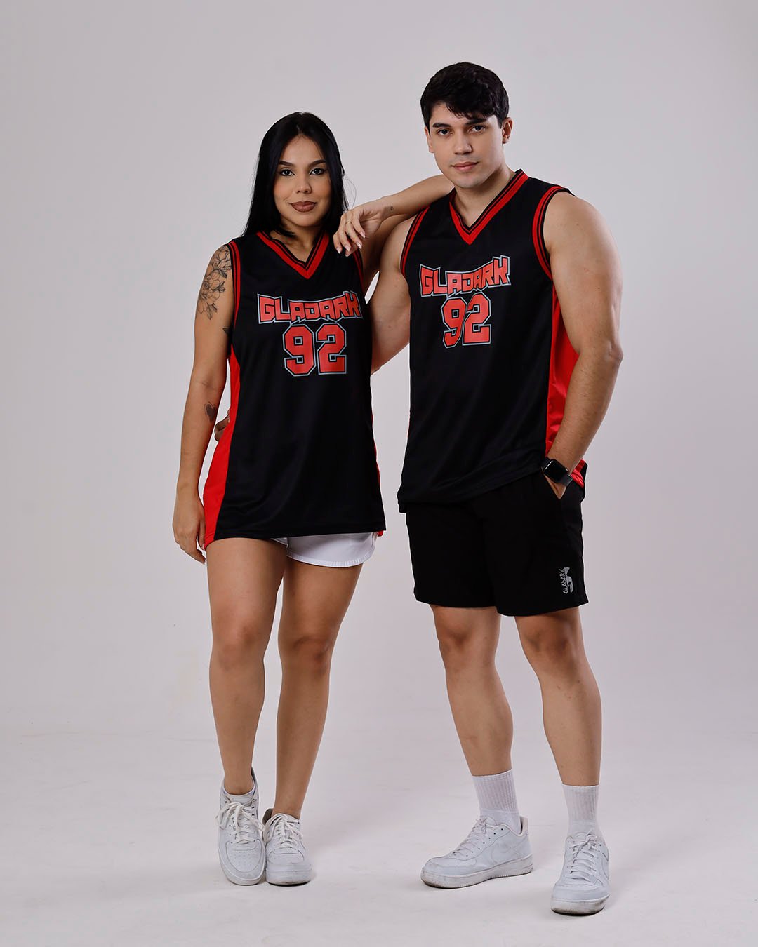 regata-esportiva-gladark-92-preta-e-vermelha-masculina-e-feminina