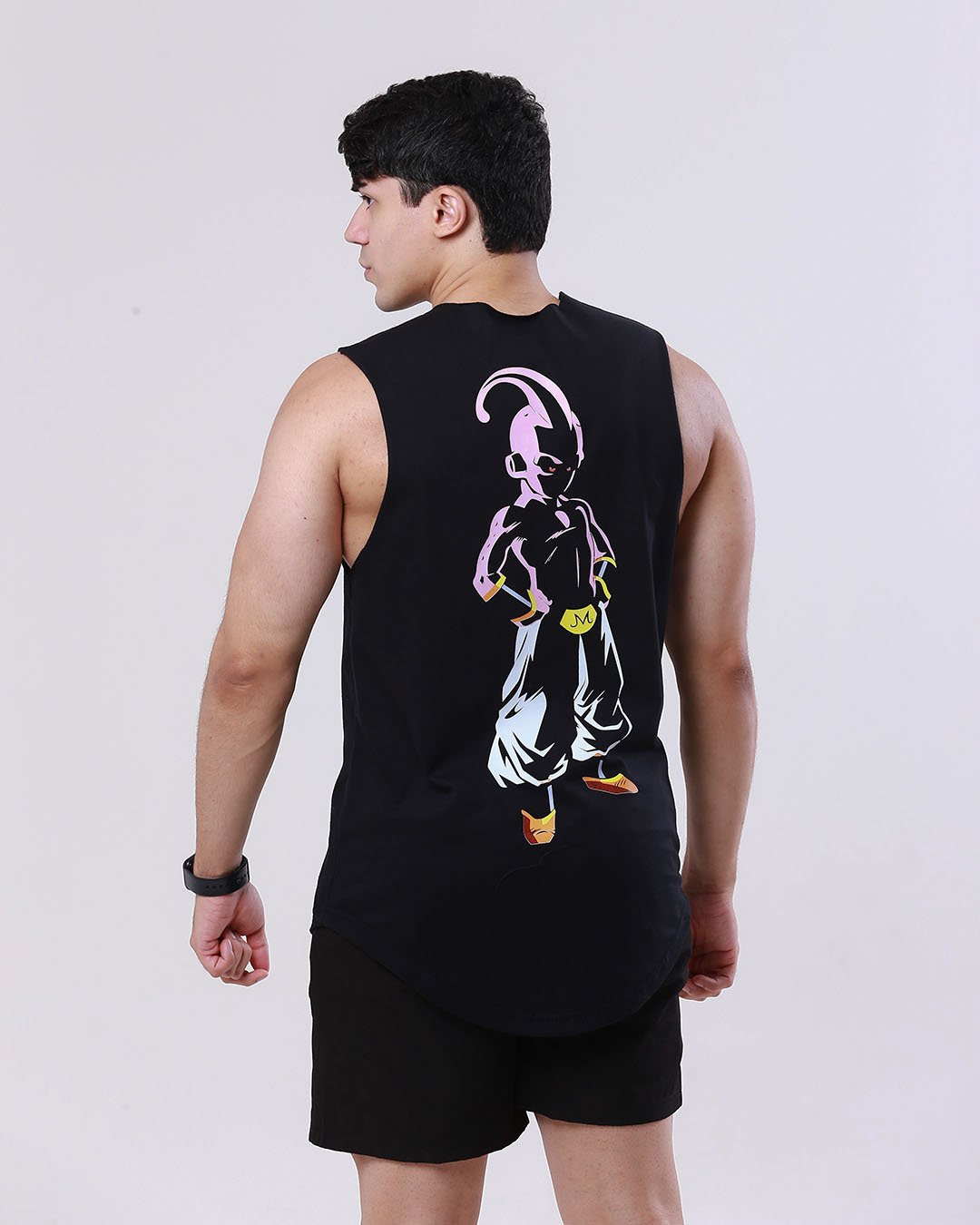 Regata Majin Boo Gladark em algodão – Estilo e conforto Regata preta masculina com estampa do Majin Boo