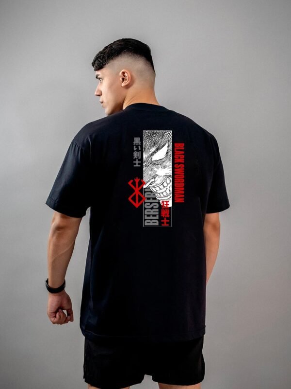 Camiseta Berserk Guts Black Swordman Oversized