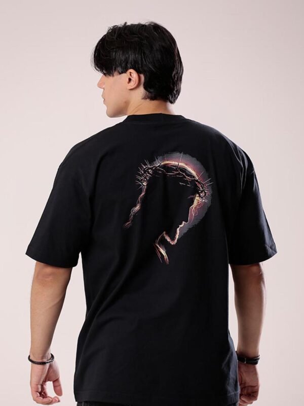 Camiseta Cristã | Silhueta de Jesus Cristo Oversized