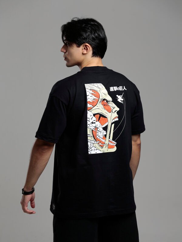 Camiseta Attack On Titan | Titan Colossal Oversized