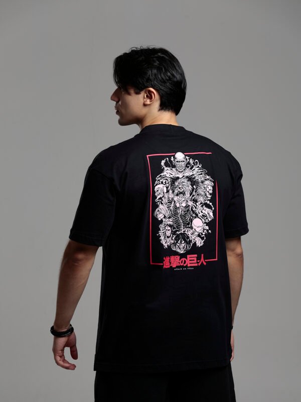 Camiseta Attack On Titan | Main Titans Oversized