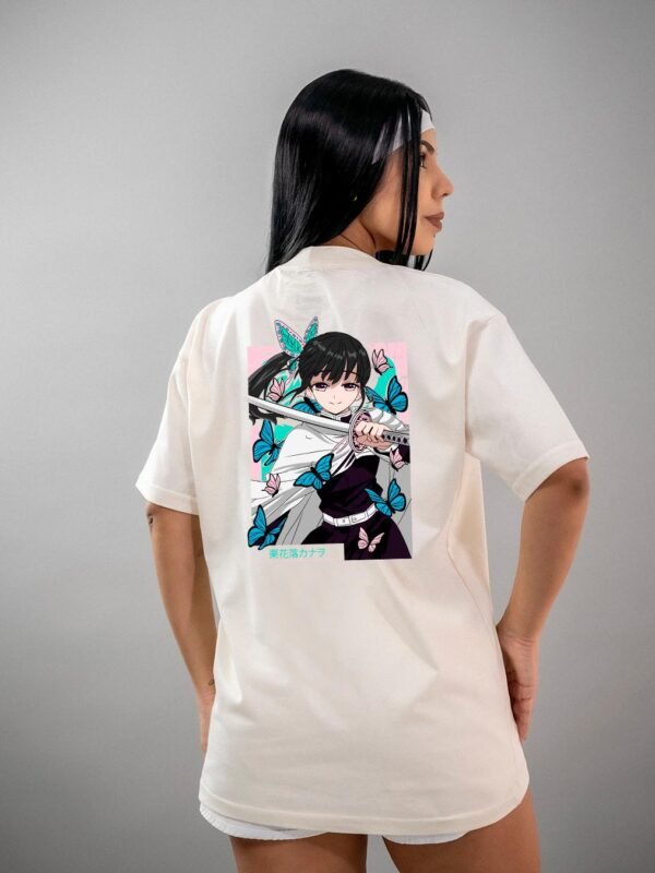 Camiseta Demon Slayer Kanao Tsuyuri 1 Oversized