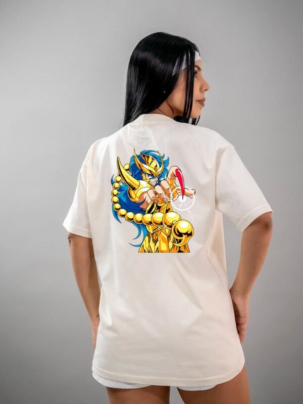 Camiseta Os Cavaleiros do Zodíaco Milo de Escorpião Oversized