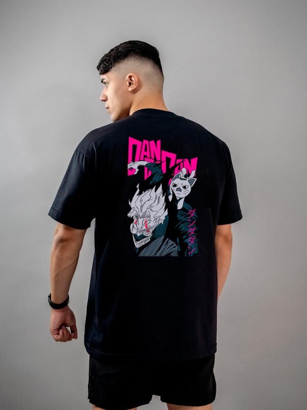 Camiseta Dan Da Dan | Okarun e Velha Turbo 2 Oversized