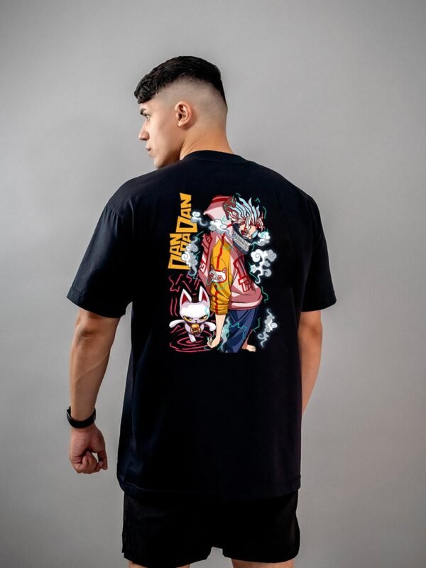 Camiseta Dan Da Dan Okarun e Velha Turbo 1 Oversized