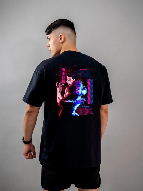 Camiseta Jujutsu Kaisen Itadori e Todo Oversized
