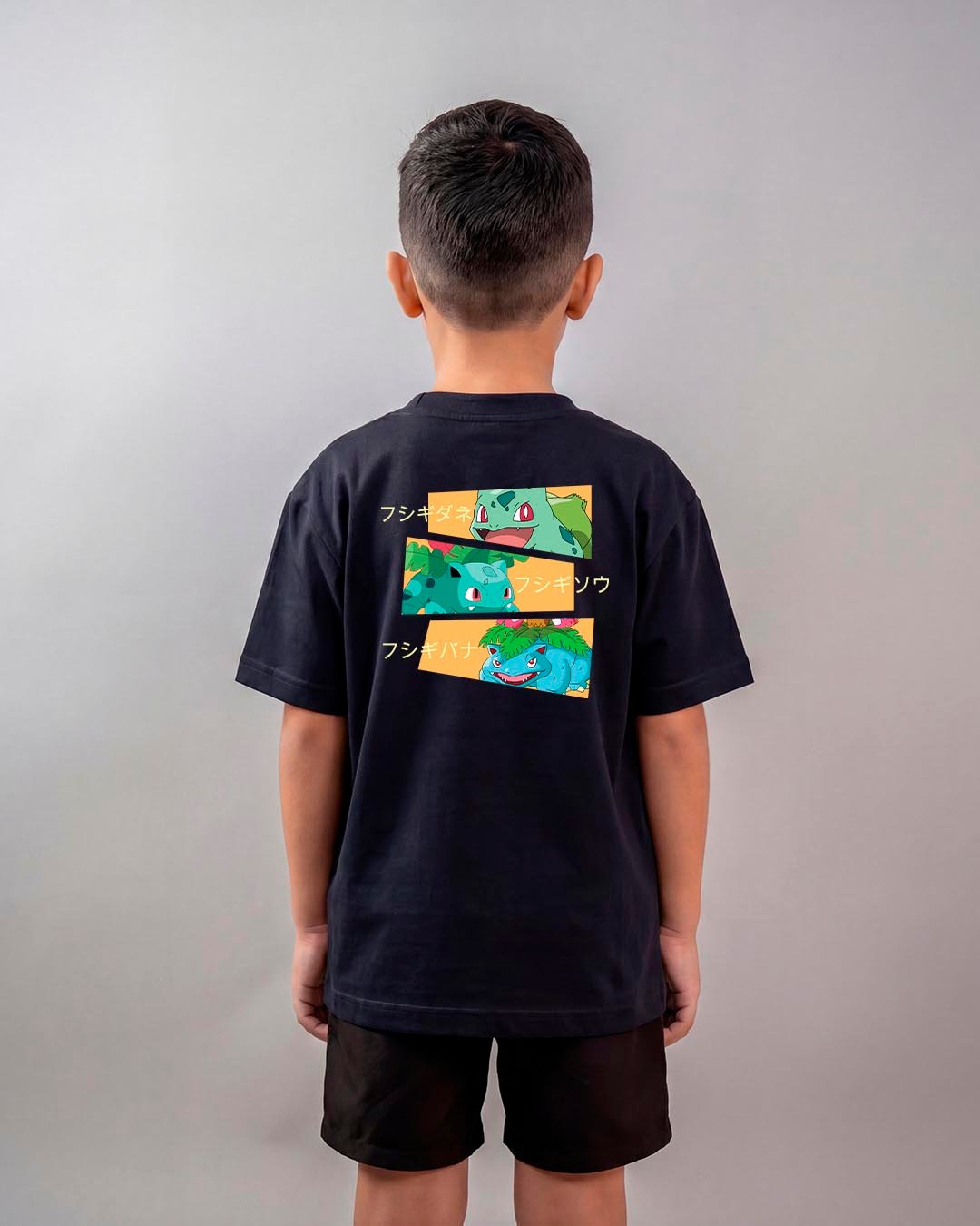 Camiseta Pokémon | Bulbassauro Evoluções Oversized Infantil