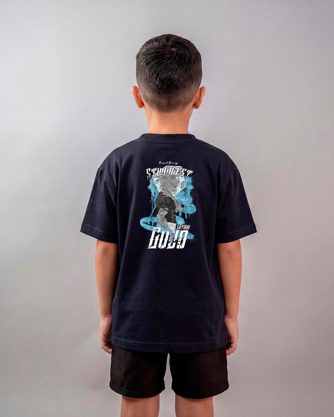 Camiseta Jujutsu Kaisen Gojo Strongest Oversized Infantil