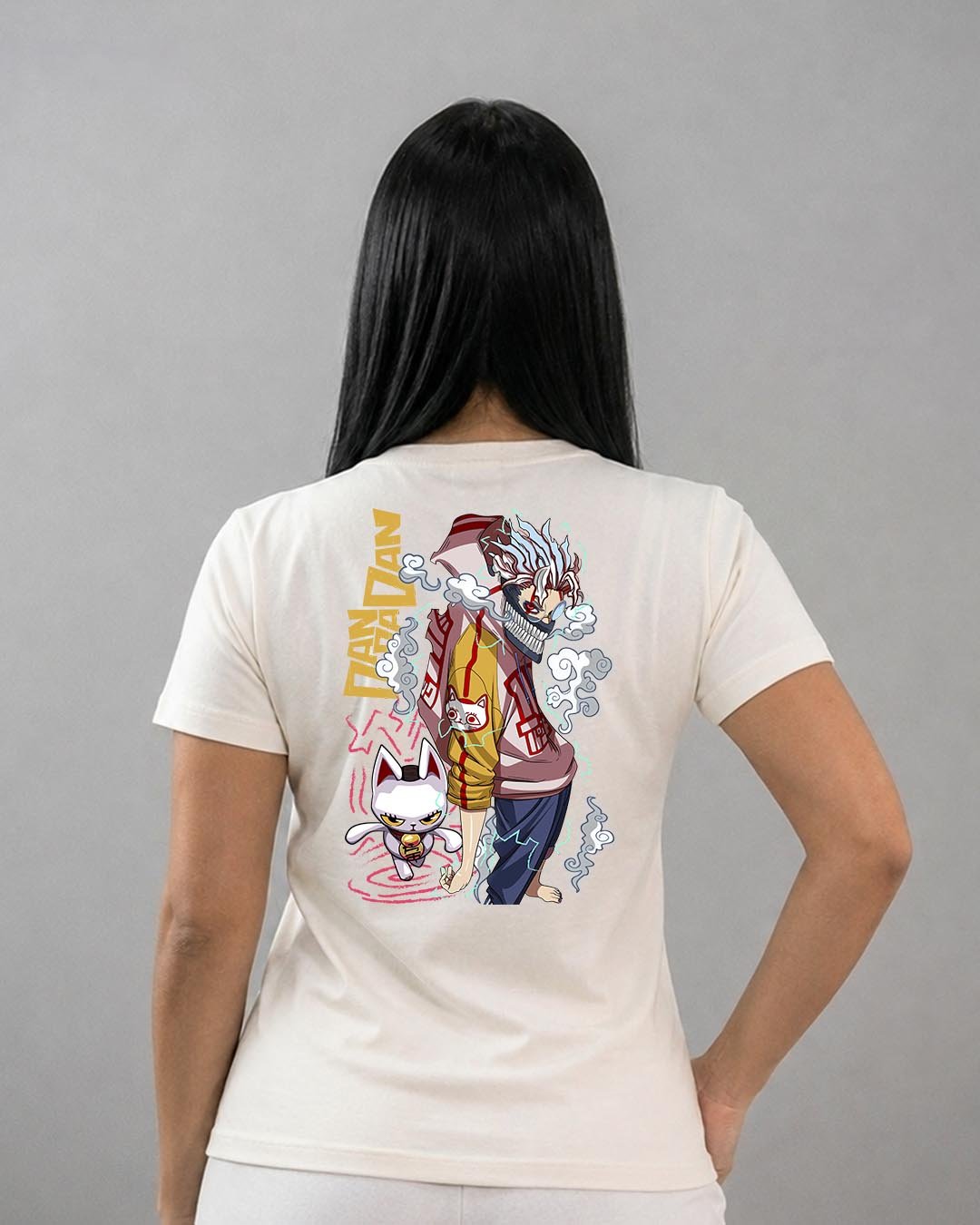 Camiseta Dan Da Dan | Okarun e Velha Turbo 1